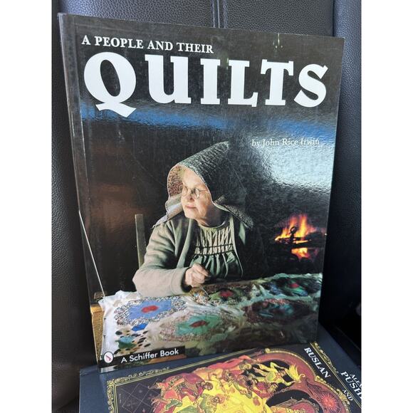 A People and Their Quilts Paperback John Rice Irwin - Picture 1 of 8
